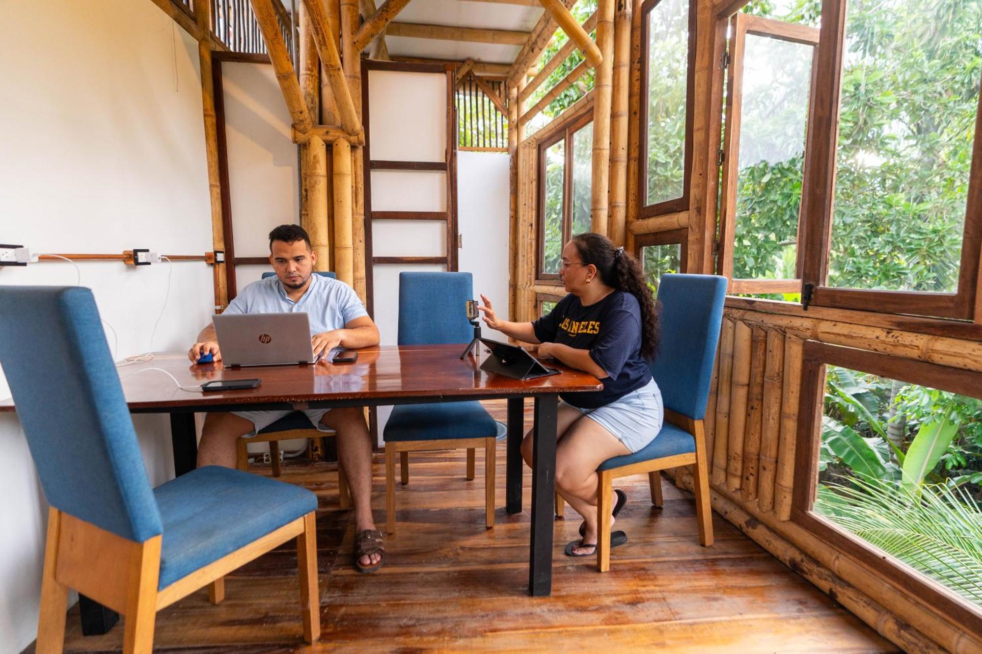 Tayrona Juanchos House Hostel Los Naranjos Bagian luar foto